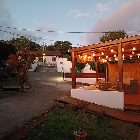 Les Bungalows Du Chateau D'O Petite-Ile Luaran gambar