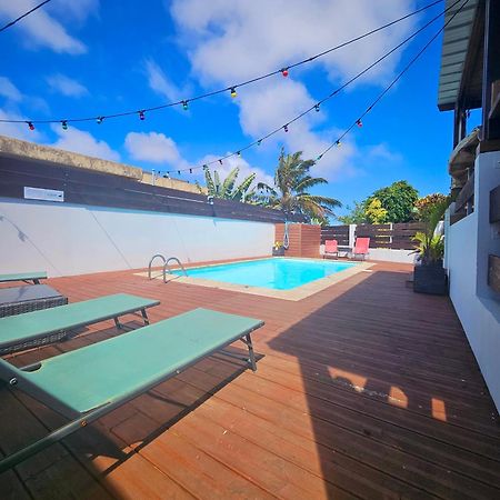 Les Bungalows Du Chateau D'O Petite-Ile Luaran gambar