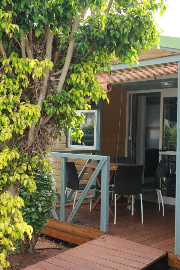 Les Bungalows Du Chateau D'O Petite-Ile Luaran gambar