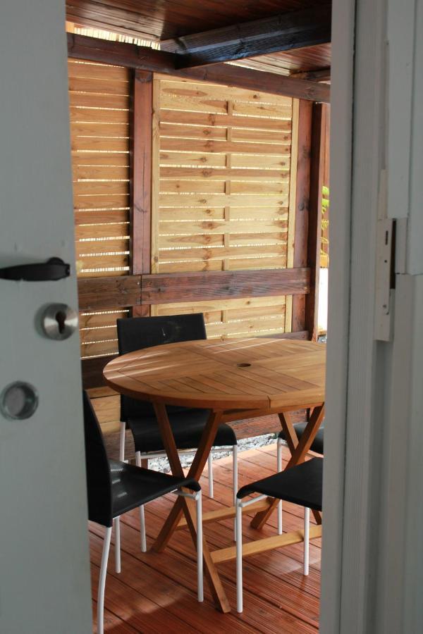 Les Bungalows Du Chateau D'O Petite-Ile Luaran gambar