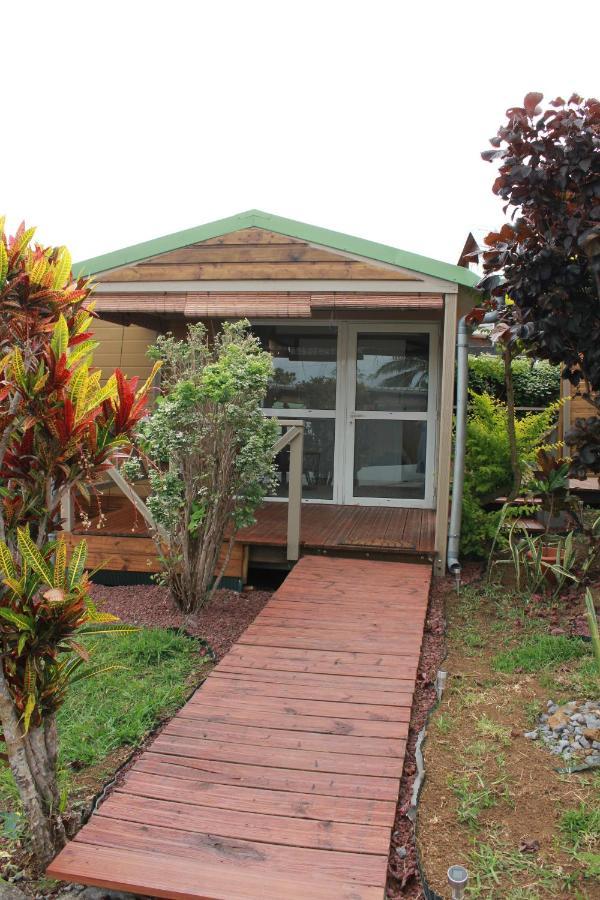 Les Bungalows Du Chateau D'O Petite-Ile Luaran gambar