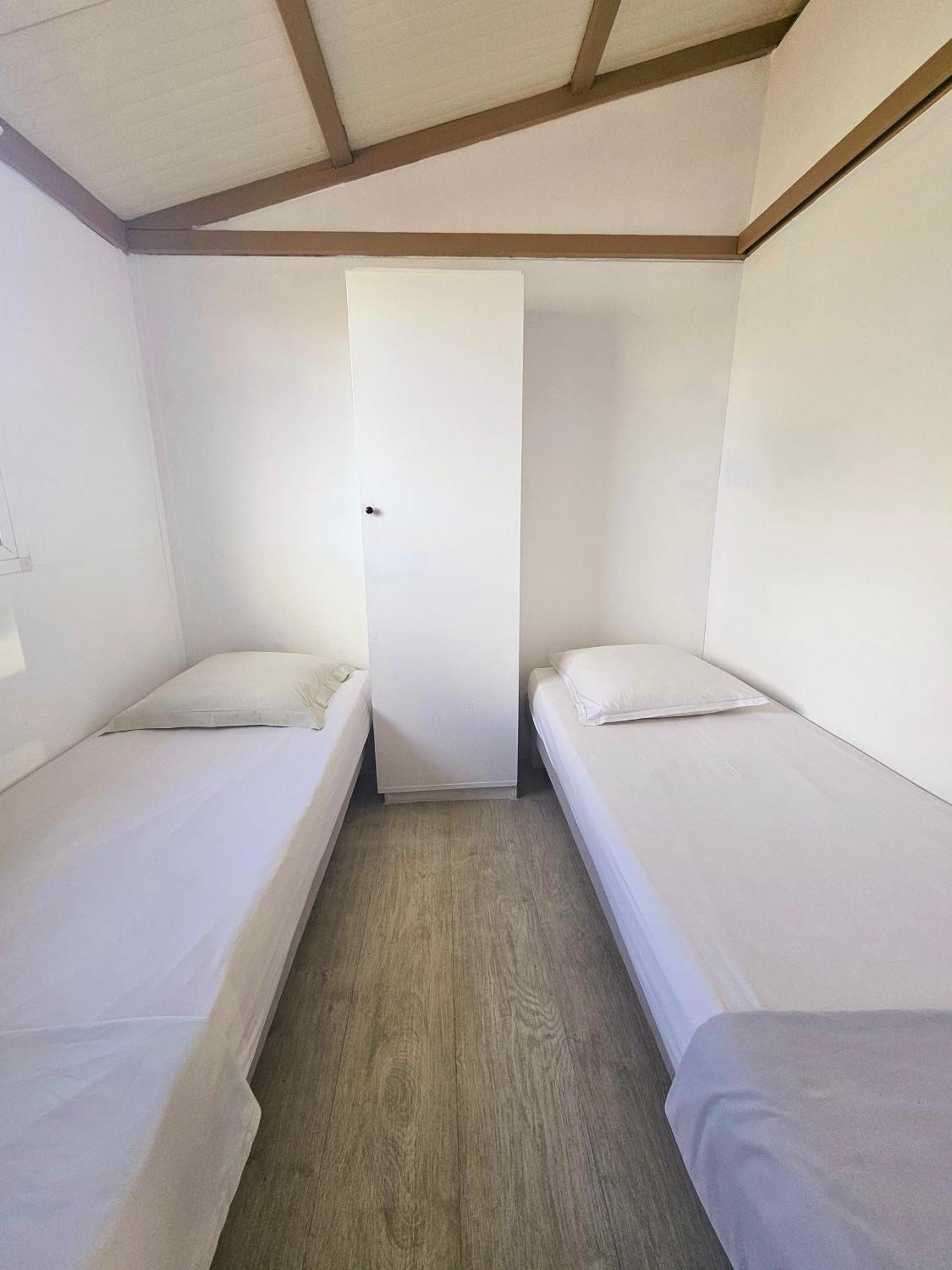 Les Bungalows Du Chateau D'O Petite-Ile Luaran gambar