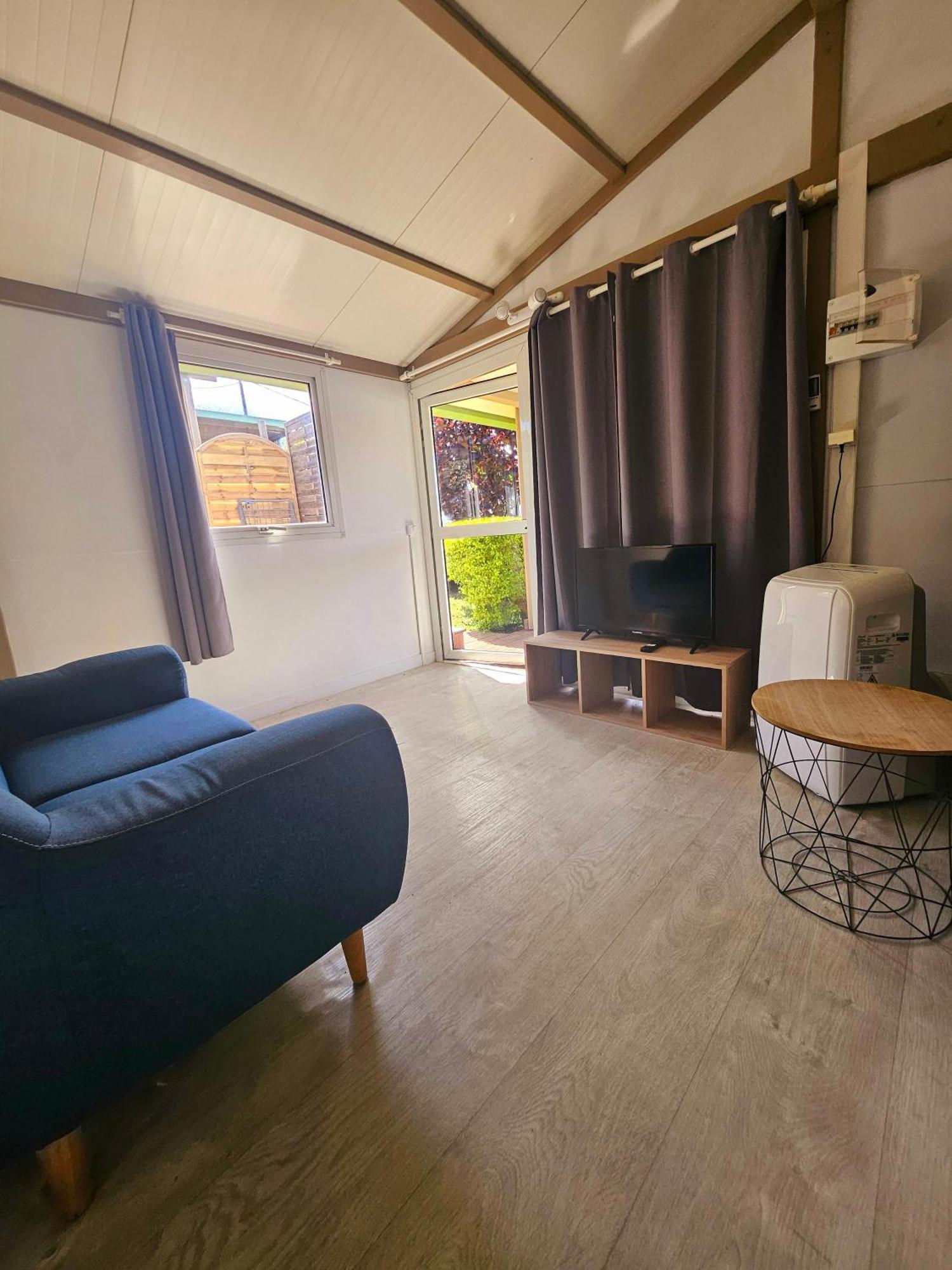 Les Bungalows Du Chateau D'O Petite-Ile Luaran gambar